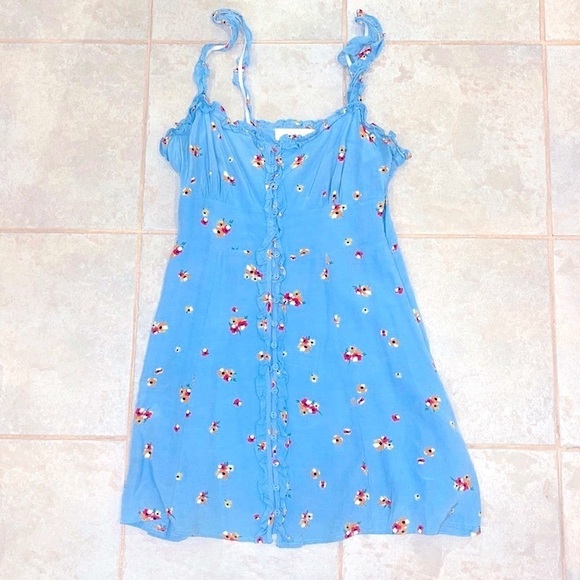 ASTR the label Gorgeous size small Planet Blue dress mini a-line slight flare - Picture 2 of 12